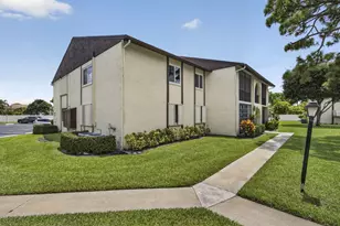 3625 La Aires Ct, Greenacres, FL 33463 - Photo 6