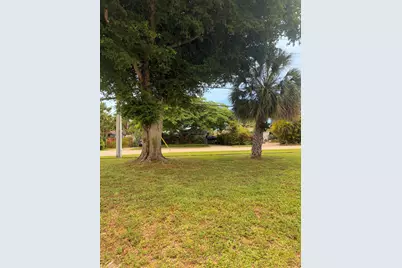 900 Citrus Isle, Fort Lauderdale, FL 33315 - Photo 2