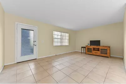 887 Normandy S, Delray Beach, FL 33484 - Photo 4