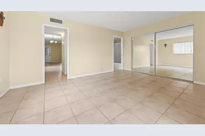 887 Normandy S, Delray Beach, FL 33484 - Photo 10