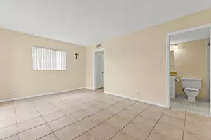 887 Normandy S, Delray Beach, FL 33484 - Photo 12