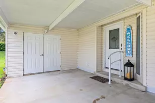 2820 Hook Ct, Port Saint Lucie, FL 34952 - Photo 2