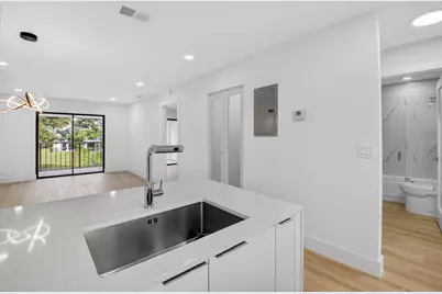 100 W Hidden Valley Boulevard #502, Boca Raton, FL 33487 - Photo 2