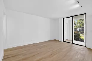 100 W Hidden Valley Blvd, Boca Raton, FL 33487 - Photo 6