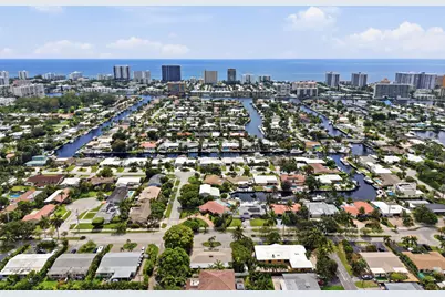 2690 NE 11th Street, Pompano Beach, FL 33062 - Photo 14