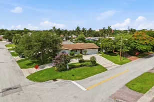 2690 NE 11th St, Pompano Beach, FL 33062 - Photo 12