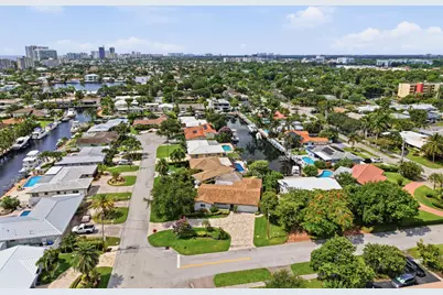 2690 NE 11th Street, Pompano Beach, FL 33062 - Photo 18