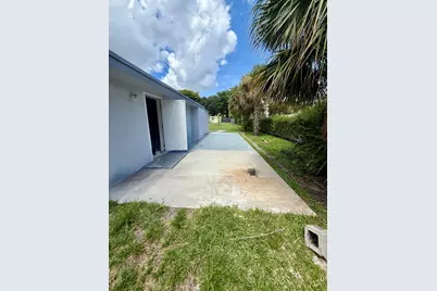 2425 Ceceile Avenue, West Palm Beach, FL 33417 - Photo 14