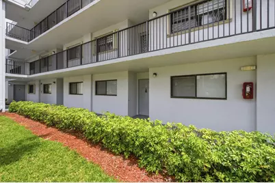 15355 Lakes Of Delray Blvd #103, Delray Beach, FL 33484 - Photo 4