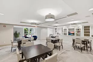 7000 W Island Blvd, Aventura, FL 33160 - Photo 36