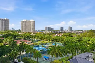 7000 W Island Blvd, Aventura, FL 33160 - Photo 22