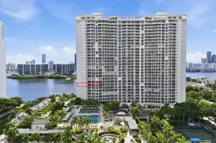 7000 W Island Blvd, Aventura, FL 33160 - Photo 2