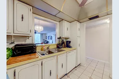 410 NW 68th Avenue #301, Plantation, FL 33317 - Photo 10