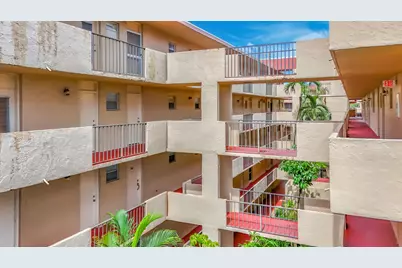 410 NW 68th Avenue #301, Plantation, FL 33317 - Photo 4
