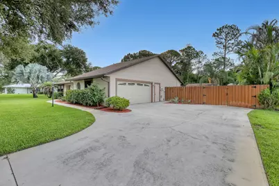 8581 SW 17th Avenue, Stuart, FL 34997 - Photo 4