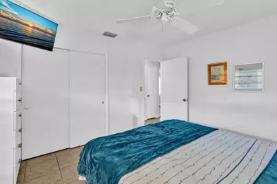 560-564 NE 35th Street, Oakland Park, FL 33334 - Photo 12