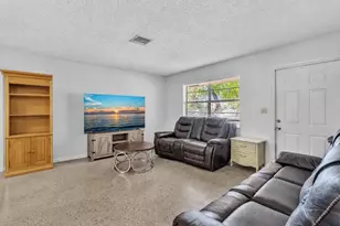 560-564 NE 35th St, Oakland Park, FL 33334 - Photo 32