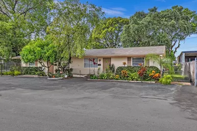 560-564 NE 35th Street, Oakland Park, FL 33334 - Photo 2