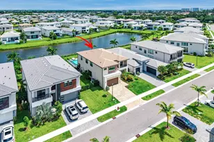 8323 Essex Country Clb Dr, Boca Raton, FL 33434 - Photo 38