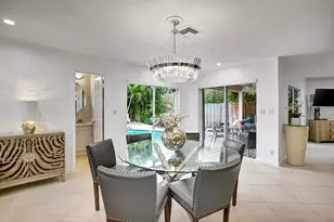 290 E Fern Dr, Boca Raton, FL 33432 - Photo 10