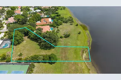 10 Sunningdale Circle, West Palm Beach, FL 33401 - Photo 2