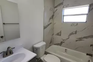 2466 Lincoln St, Hollywood, FL 33020 - Photo 8