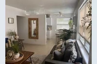 841 NE 40th Street, Oakland Park, FL 33334 - Photo 2