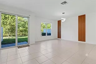 4303 Hammock Grv Dr, Greenacres, FL 33467 - Photo 6