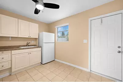 415 Fleming Avenue, Greenacres, FL 33463 - Photo 6