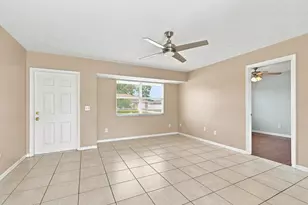 3873 SW Daisy St, Port Saint Lucie, FL 34953 - Photo 4