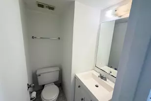 4304 NW 9th Ave, Deerfield Beach, FL 33064 - Photo 10