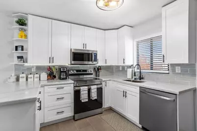 2013 Wilkins Avenue, West Palm Beach, FL 33401 - Photo 2