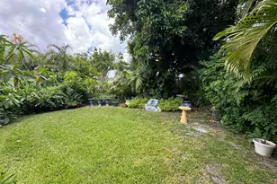 11894 Suellen Cir, Wellington, FL 33414 - Photo 4