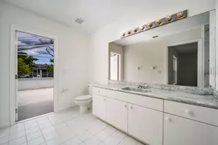 649 NE Horizon Ln, Port Saint Lucie, FL 34983 - Photo 14