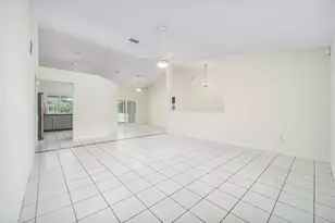 649 NE Horizon Ln, Port Saint Lucie, FL 34983 - Photo 8
