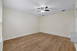 8332 NW 7th Ct, Boca Raton, FL 33487 - Photo 16