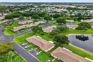 8967 Belle Aire Dr, Boca Raton, FL 33433 - Photo 30