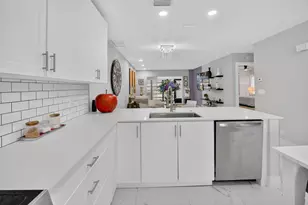 8967 Belle Aire Dr, Boca Raton, FL 33433 - Photo 4