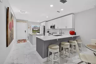 8967 Belle Aire Dr, Boca Raton, FL 33433 - Photo 8