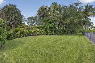 10336 Trianon Pl, Wellington, FL 33449 - Photo 42