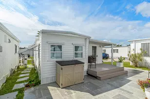 209 Java Dr, Briny Breezes, FL 33435 - Photo 18