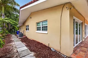 1390 E Terra Mar Dr, Pompano Beach, FL 33062 - Photo 10