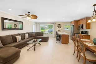 512 High Point Dr, Delray Beach, FL 33445 - Photo 2