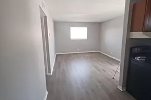 1015 NE 17th Ave, Fort Lauderdale, FL 33304 - Photo 2