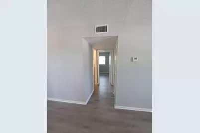 1015 NE 17th Avenue #205, Fort Lauderdale, FL 33304 - Photo 8