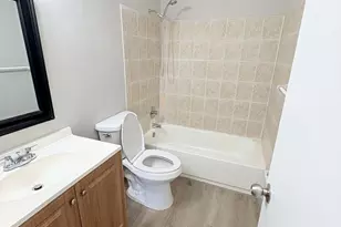 1015 NE 17th Ave, Fort Lauderdale, FL 33304 - Photo 8
