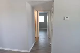 1015 NE 17th Ave, Fort Lauderdale, FL 33304 - Photo 8