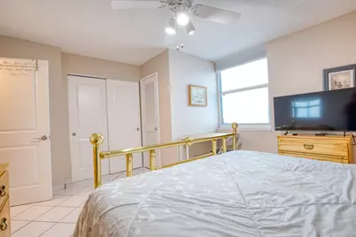 111 Briny Avenue #16-08, Pompano Beach, FL 33062 - Photo 18