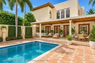 245 Brazilian Ave, Palm Beach, FL 33480 - Photo 2