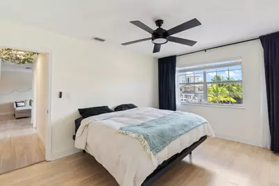 299 SW 7th Street #2060, Boca Raton, FL 33432 - Photo 12